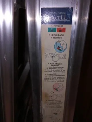 Escalera 4x4 Excell aluminio