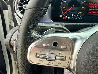 Mercedes-Benz CLA CLA 200
