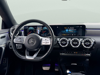 Mercedes-Benz CLA CLA 200
