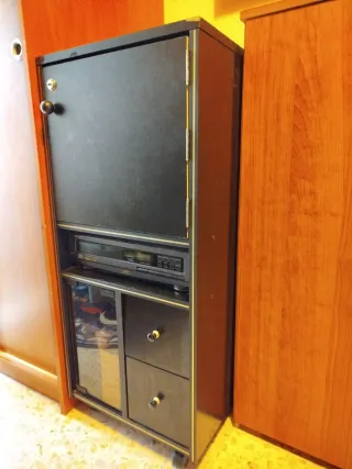Cadena Hi-Fi Philips y Mueble Madera