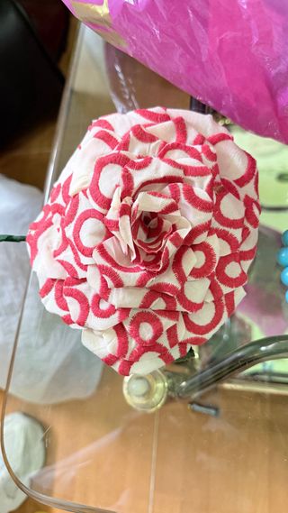 Traje de flamenca beige y rosa