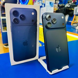 iPhone 17 Pro Max Azul Marino