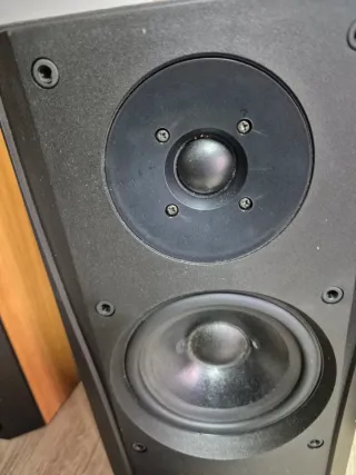 Altavoces B&W 302 Negros