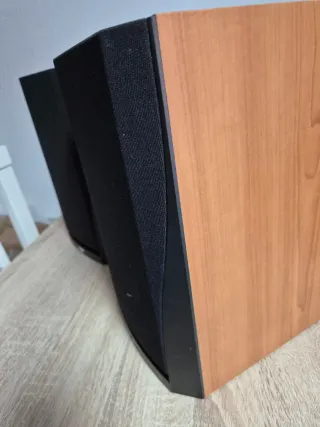 Altavoces B&W 302 Negros