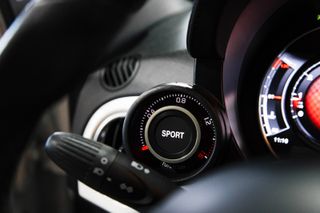 Abarth 595 165cv Martini Racing 2021