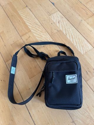 Bolso bandolera Herschel negro