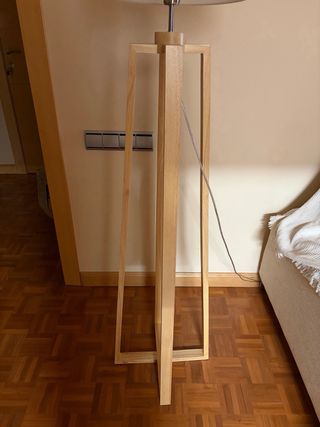 Lámpara de pie nórdica madera y tela