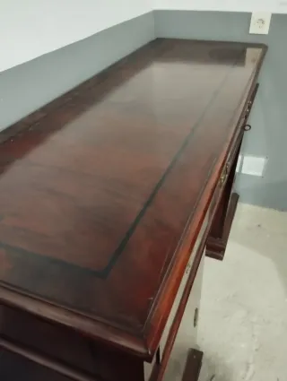 Aparador antiguo de madera