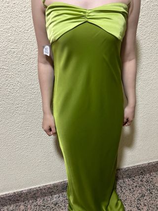 Vestido de fiesta verde pistacho