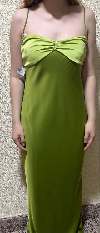 Vestido de fiesta verde pistacho