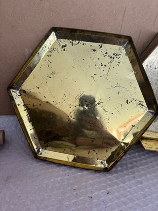 caja de metalica hexagonal decoratica antigua de l