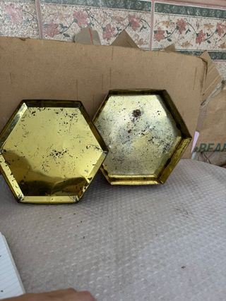 caja de metalica hexagonal decoratica antigua de l