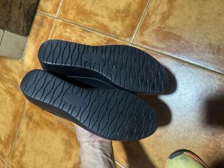 Zapatos negros cómodos talla 39 sin estrenar