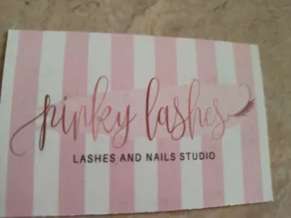 Se busca manicurista con experiencia y con papeles