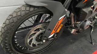 KTM 390 Adventure Negra/Naranja
