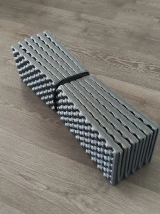 Esterilla aislante camping plegable Decathlon