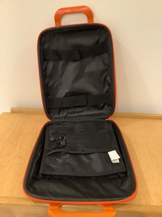 Maletín rígido naranja para portátil