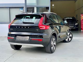 Volvo XC40 2021