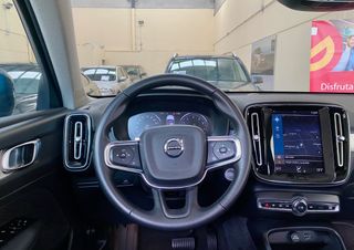 Volvo XC40 2021