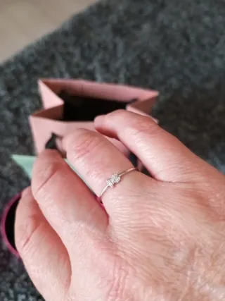 Anillo Tous Oro Blanco 18k y diamantes