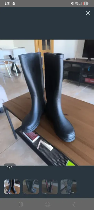 Botas de agua negras y rojas sin estrenar