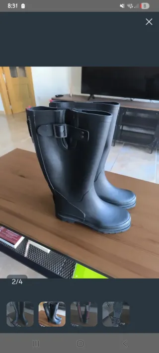 Botas de agua negras y rojas sin estrenar