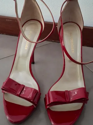 Sandálias Salto Alto Vermelhas Laço Tam 39