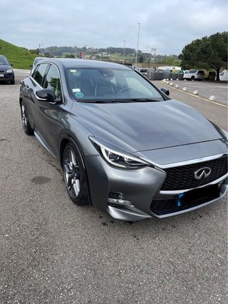 Infiniti Q30 Sport
