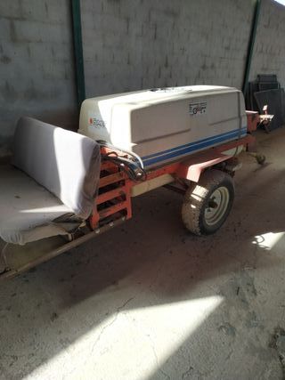 Cuba de sulfatar remolcable