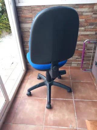 Sillón giratorio de oficina/ ordenador azul