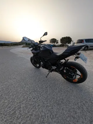 Kawasaki Z650 A2 Negra