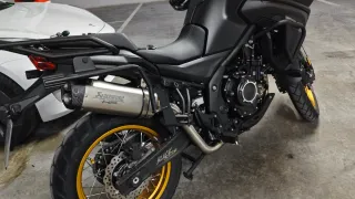 Voge 525DSX Black Knight impecable + extras