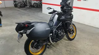 Voge 525DSX Black Knight impecable + extras