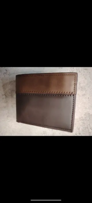 Portafogli in pelle marrone