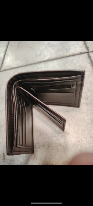 Portafogli in pelle marrone