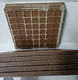 Baldosas Gres Porcelánico / Tono marrón / 25x25