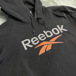 Sudadera Reebok Negra y Naranja