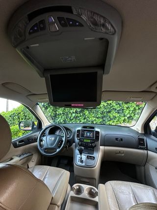 KIA Carnival 2010 Automatica Pegatina B itv pasada