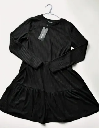 Vestido negro punto acanalado manga larga