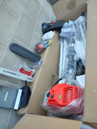 Desbrozadora multifunción Greencut 12 con accesori