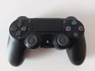 PS4 + Mando + Cables + FIFA 22