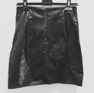 Falda PU efecto piel negra Talla S