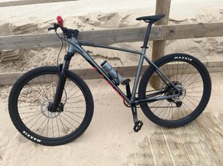 Scott Scale Talla XL Gris Roja