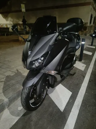 Yamaha Tmax 530 Maxi Scooter