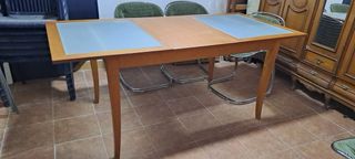 Mesa de comedor madera y cristal extensible