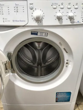 Lavadora Indesit 6kg A+ class