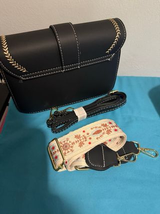 Bolso bandolera bordado