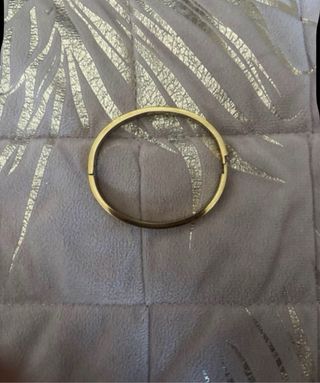 Pulsera con diamantes dorada