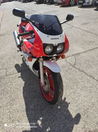 Honda CBR 400 R Histórica