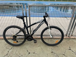 Bicicleta Montaña/Paseo Btwin Negra